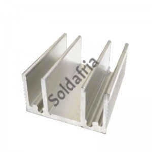 Dissipador 183001/30 (DN812) Sem Furo Para TO-220 Dissipador 183001/30 (DN812) Sem Furo Para TO-220