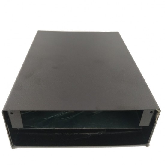 Caixa De Ferro CFP-71115 70x110x150mm (AxLxP) Caixa De Ferro CFP-71115 70x110x150mm (AxLxP)