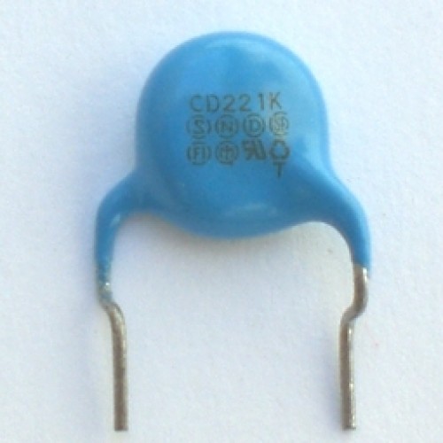 Capacitor Disco Cerâmico X1Y1 220pF X 250VAC Azul (221) Capacitor Disco Cerâmico X1Y1 220pF X 250VAC Azul (221)