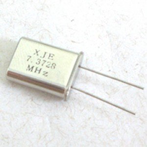 Cristal 7.3728 MHz - HC49U