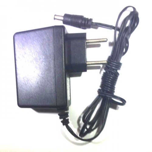 Fonte Chaveada DC 12V 1A Cabo 1M P4 2,1mm X 5,5mm Fonte Chaveada DC 12V 1A Cabo 1M P4 2,1mm X 5,5mm